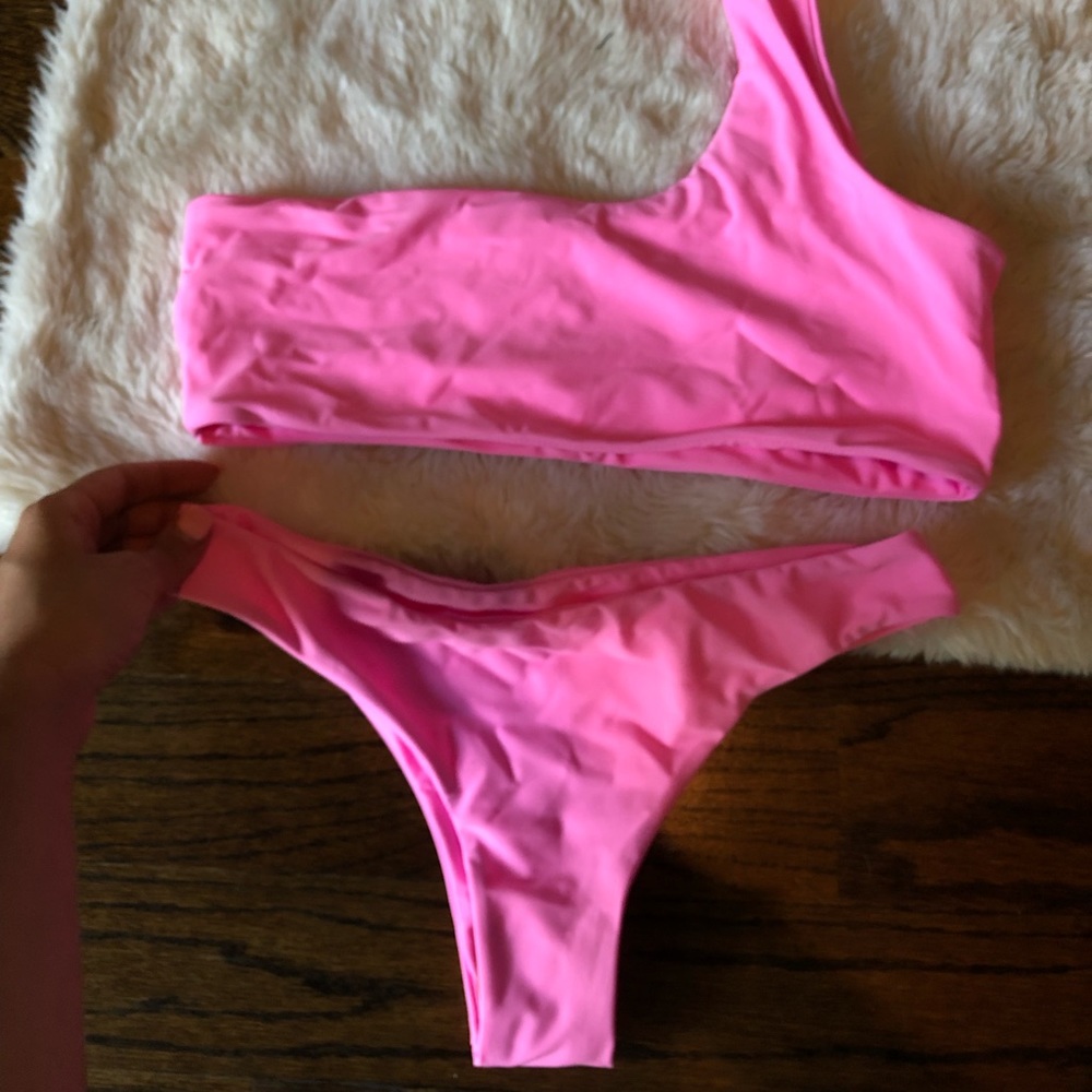 pink bikini
